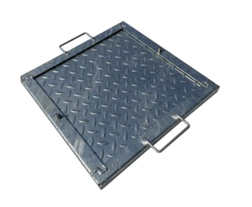 Scisne differentiam operculorum manholi?